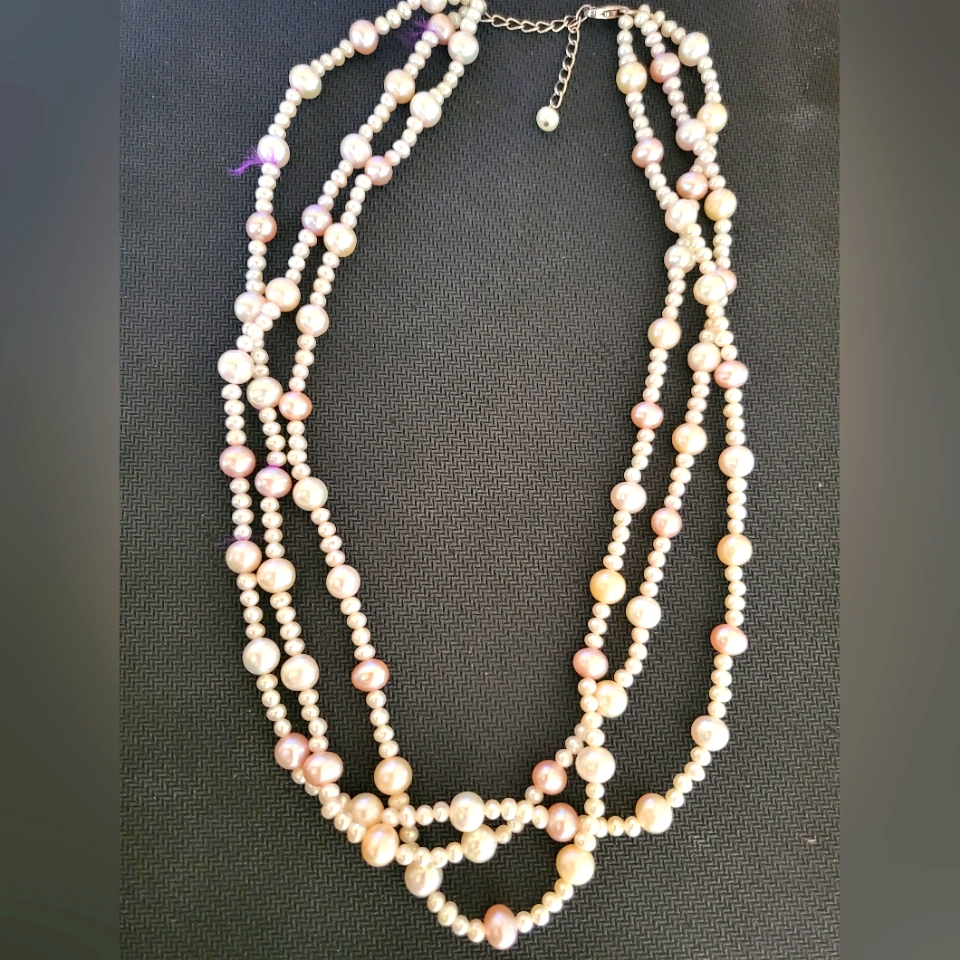 Pink White Freshwater Pearl Necklace 18inchs